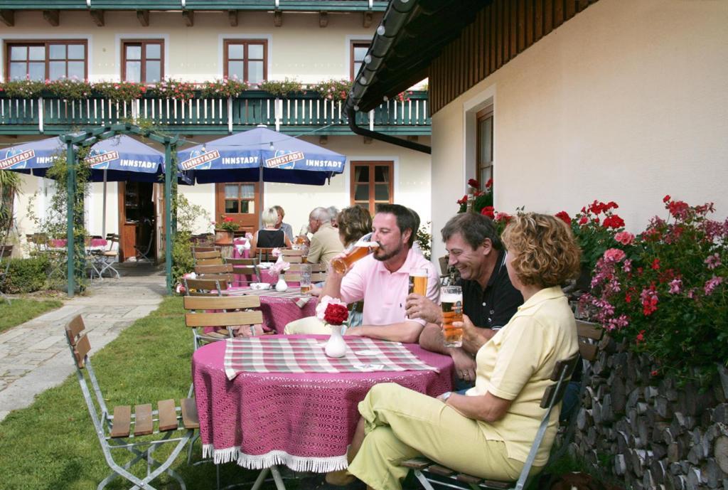 Landgasthof Zum Kirchenwirt Kellberg  Exteriör bild